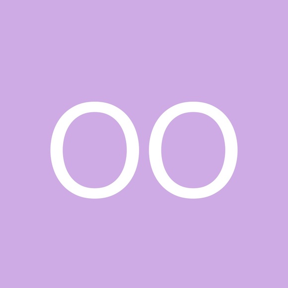 Poshmark profile picture for @z2nnysalt